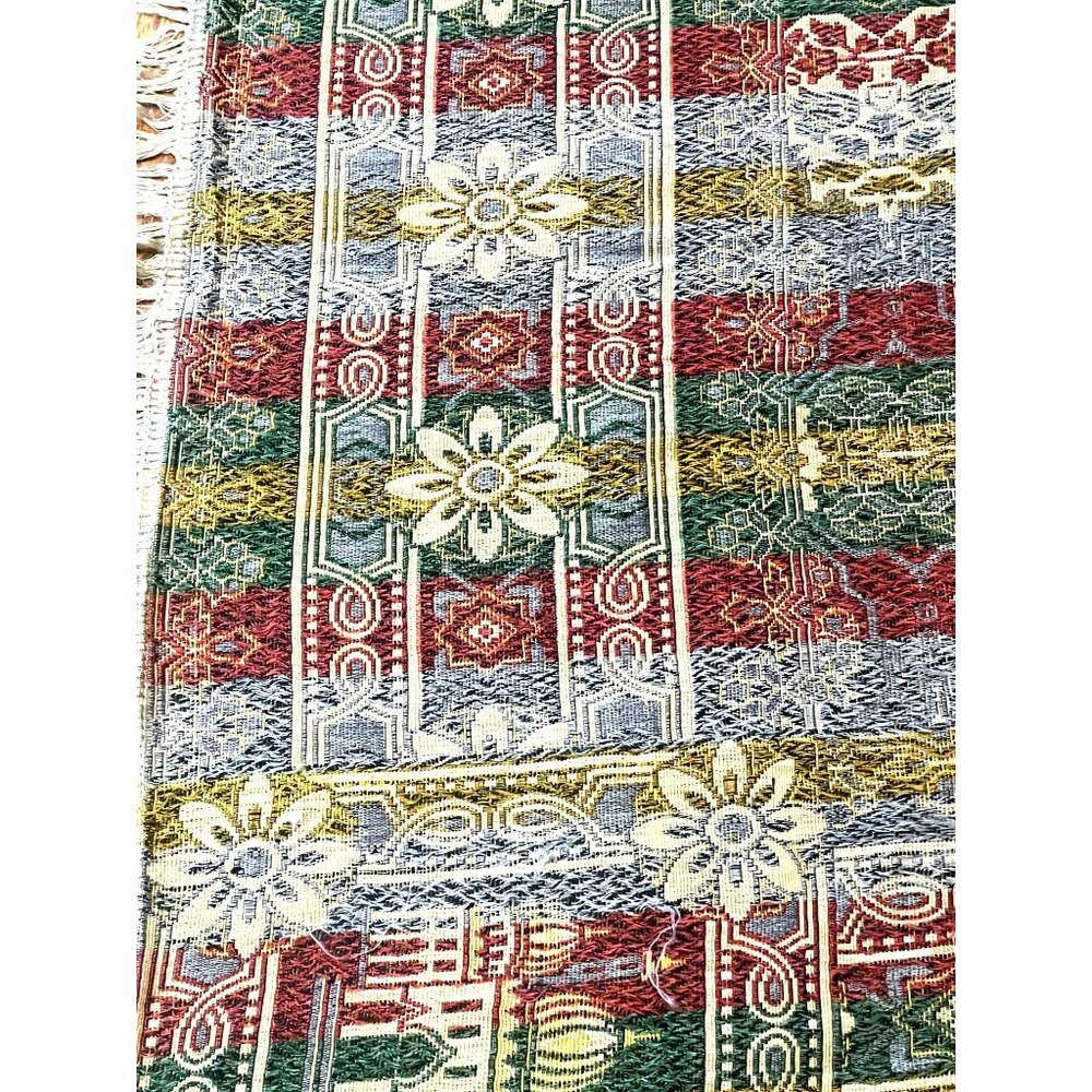 Moroccan-Inspired Woven Tapestry Rug Fringe 78x90 Made In Italy Horse Design - Picture 3 of 9